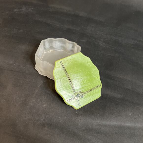 Vintage Frosted Glass Vanity Jar Green Deco Celluloid Lid Art Deco Style - Picture 3 of 13